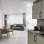 Limehome Marqués De Casa-domecq *